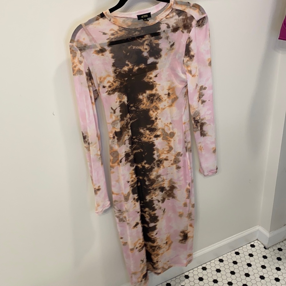 Tight tie dye mesh dress - long sleeve